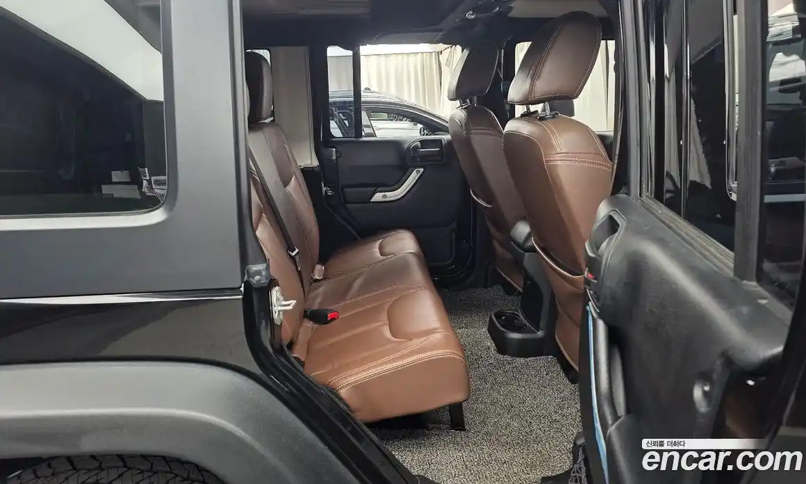 Jeep Wrangler 2016 3.6 автомат (гидро), фото 12