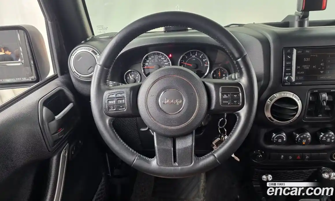 Jeep Wrangler 2016 3.6 автомат (гидро), фото 13
