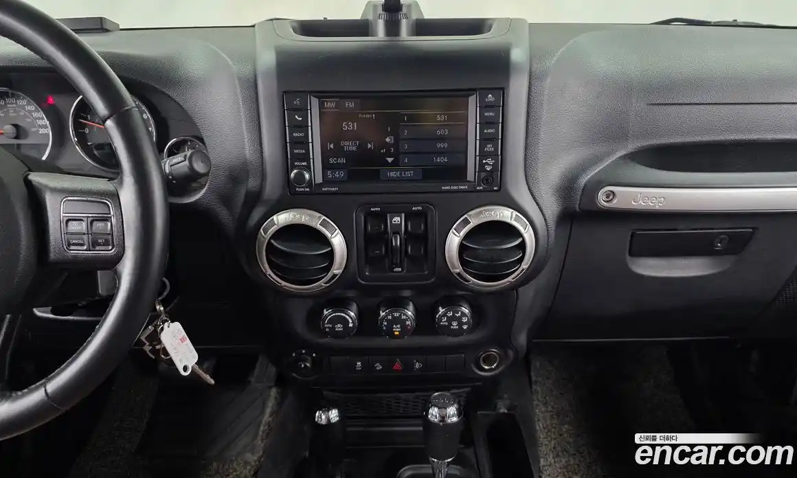 Jeep Wrangler 2016 3.6 автомат (гидро), фото 14