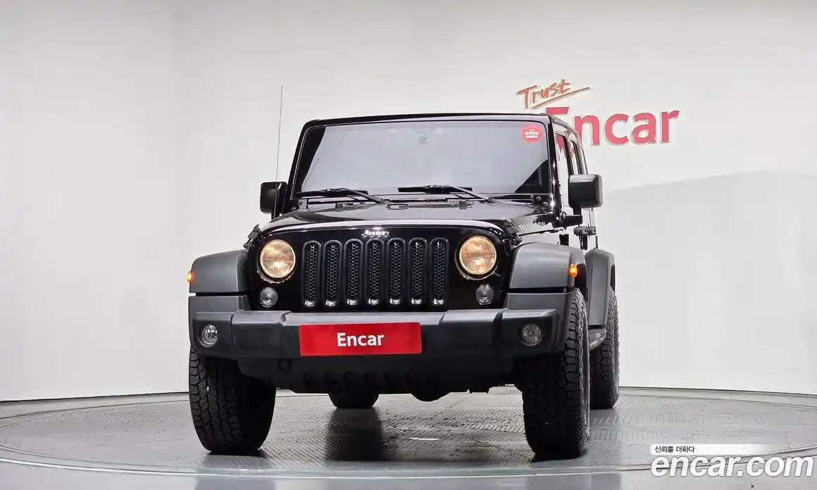 Jeep Wrangler 2016 3.6 автомат (гидро), фото 3