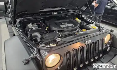 Jeep Wrangler 2016 3.6 автомат (гидро), миниатюра 6