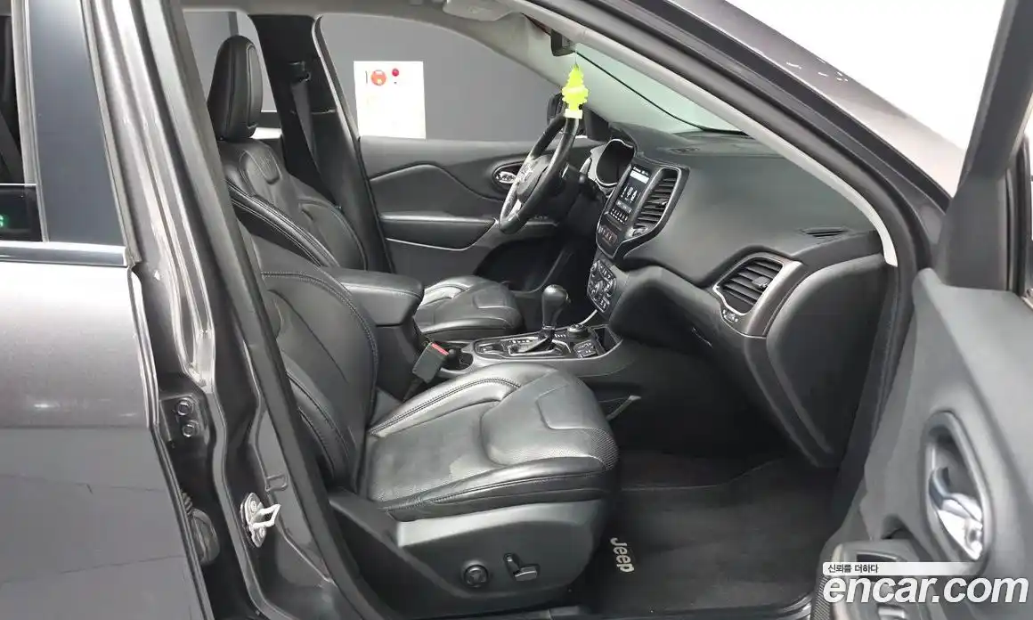 Jeep Cherokee 2018 2.4 автомат (гидро), фото 17