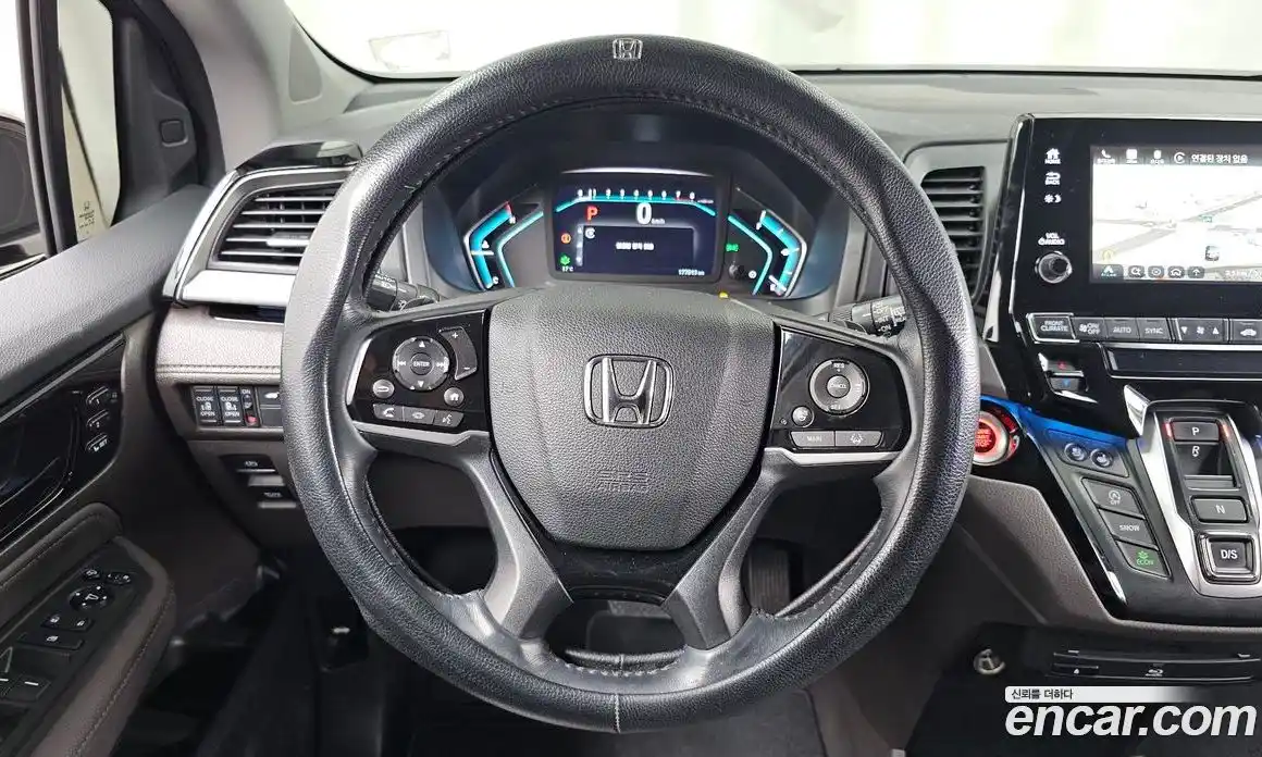 Honda Odyssey 2018 3.5 автомат (гидро), фото 13