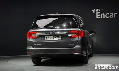 Honda Odyssey 2018 3.5 автомат (гидро), миниатюра 4