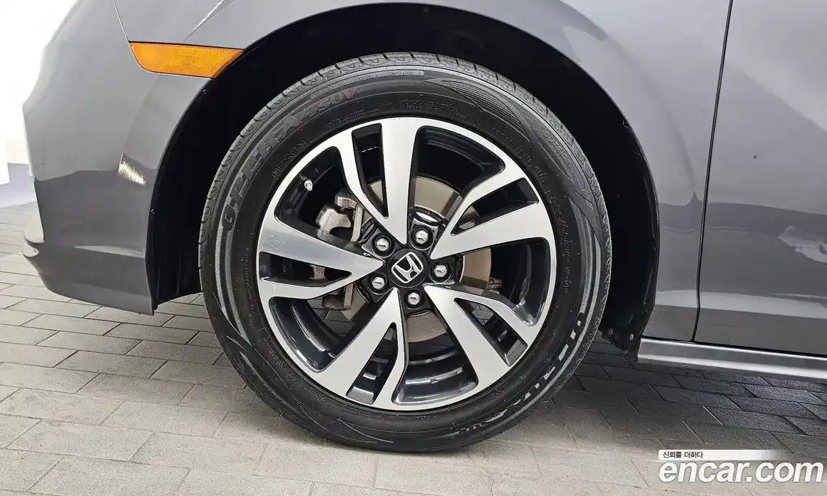 Honda Odyssey 2018 3.5 автомат (гидро), фото 5