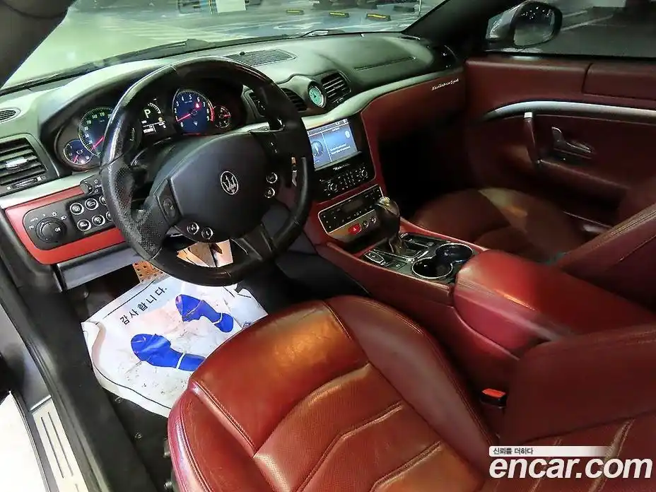 Maserati GranTurismo 2013 4.7 гидро, фото 10