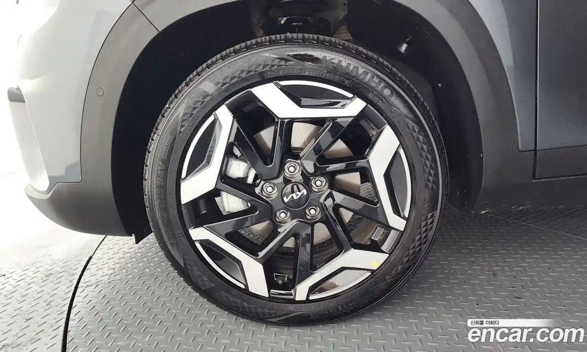 Kia Seltos 2024 1.6 гидро, фото 5