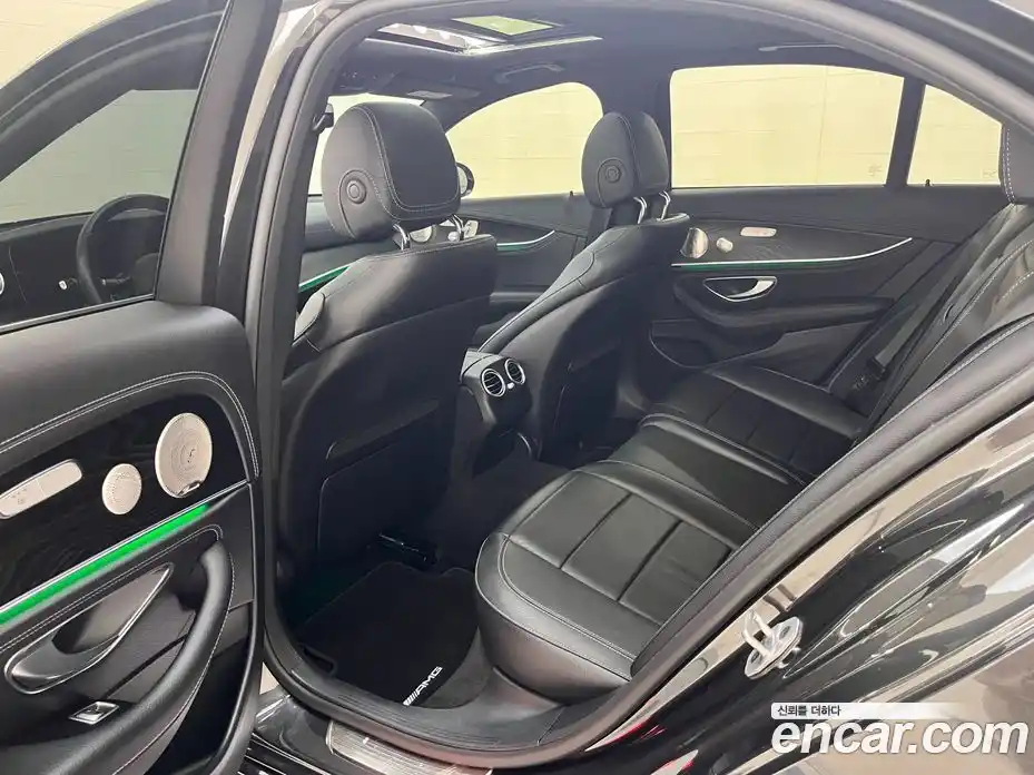 Mercedes-Benz E-Class 2022 1.9 гидро, фото 12