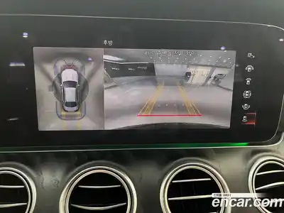 Mercedes-Benz E-Class 2022 1.9 гидро, миниатюра 7