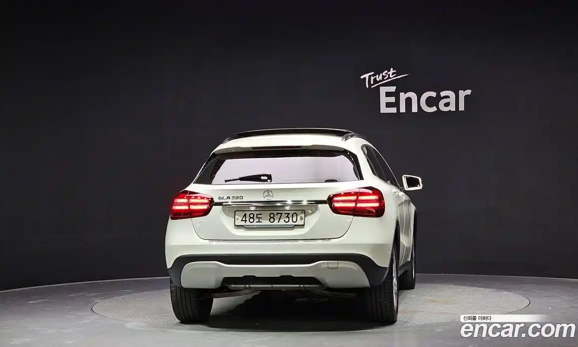 Mercedes-Benz GLA-Class 2017 2.0 гидро, фото 4