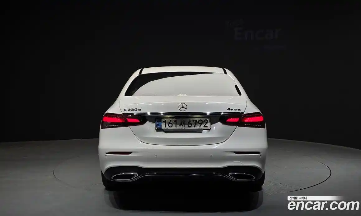 Mercedes-Benz E-Class 2021 1.9 гидро, фото 4
