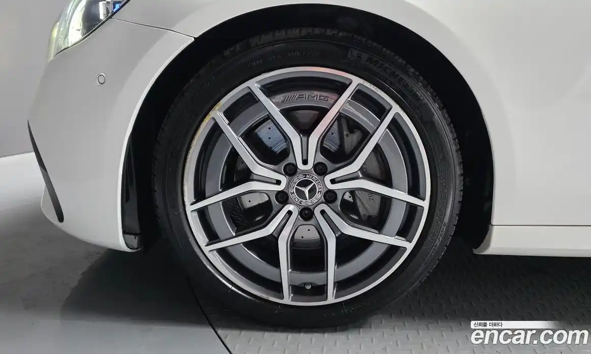 Mercedes-Benz E-Class 2021 1.9 гидро, фото 5