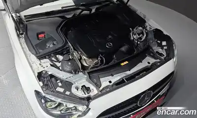 Mercedes-Benz E-Class 2021 1.9 гидро, миниатюра 6