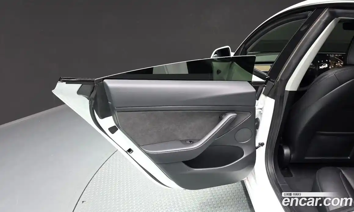 Tesla Model 3 2022 0.2 гидро, фото 15