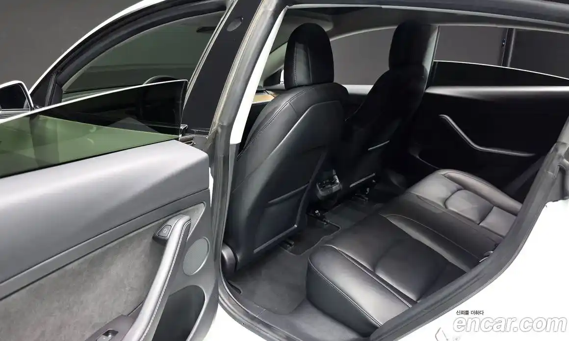 Tesla Model 3 2022 0.2 гидро, фото 18