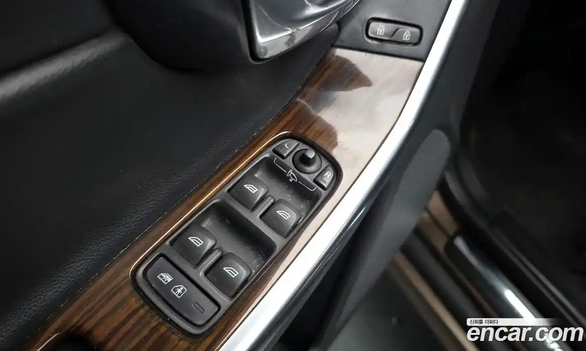 Volvo XC60 2015 2.4 автомат (гидро), фото 19