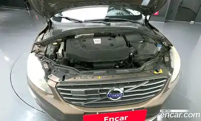Volvo XC60 2015 2.4 автомат (гидро), миниатюра 6