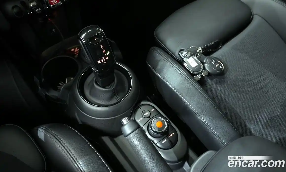 Mini Cooper 2021 1.5 автомат (гидро), фото 9