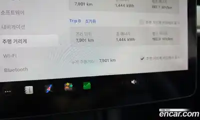 Tesla Model 3 2022 0.2 гидро, миниатюра 11