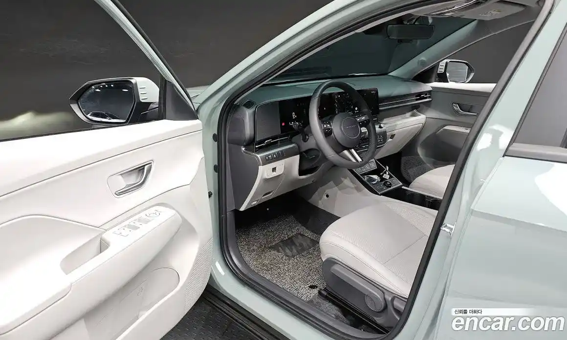 Hyundai Kona 2025 1.6 гидро, фото 12