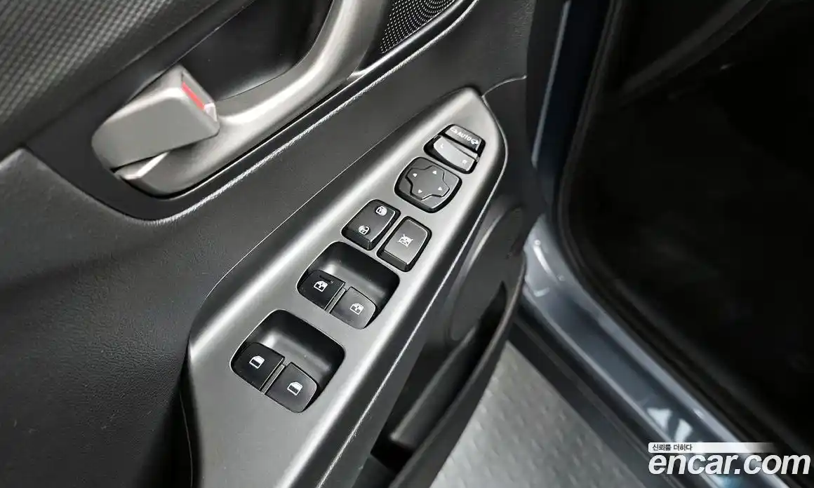 Hyundai Kona 2017 1.6 гидро, фото 13