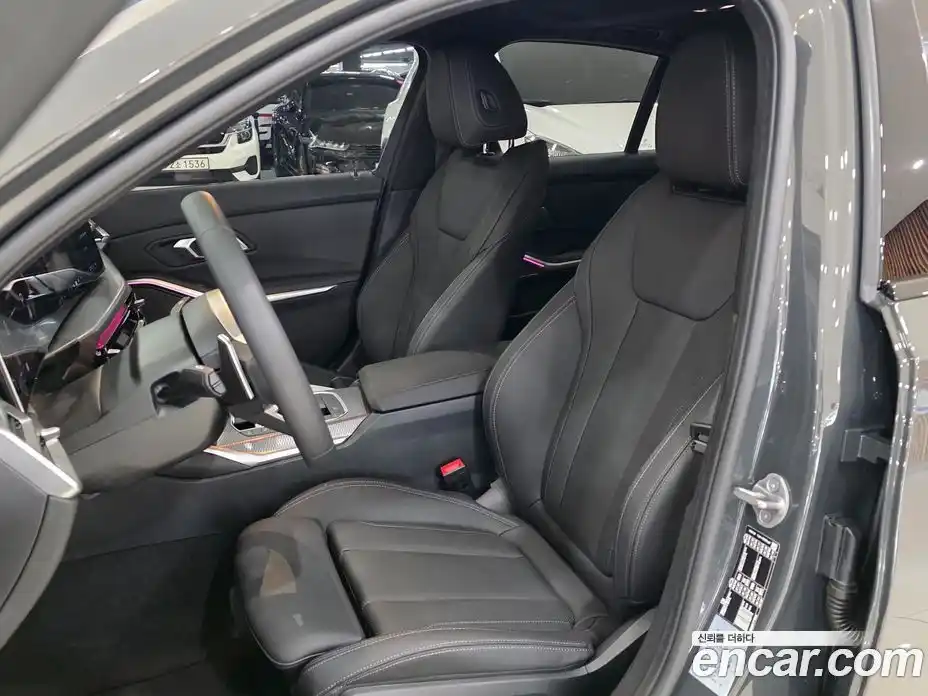 BMW 3-Series 2025 2.0 гидро, фото 10