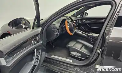 Porsche Panamera 2012 4.8 автомат (гидро), миниатюра 10