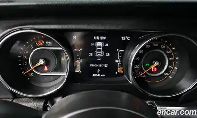 Jeep Wrangler 2023 2.0 автомат (гидро), миниатюра 11