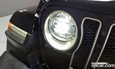 Jeep Wrangler 2023 2.0 автомат (гидро), миниатюра 8