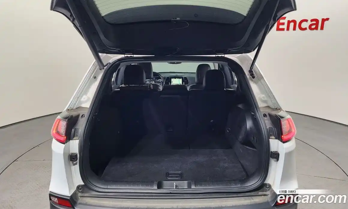 Jeep Cherokee 2021 2.4 автомат (гидро), фото 20