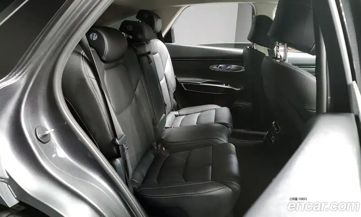 Genesis GV70 2021 2.5 гидро, фото 12