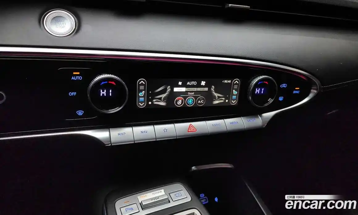 Genesis GV70 2021 2.5 гидро, фото 17