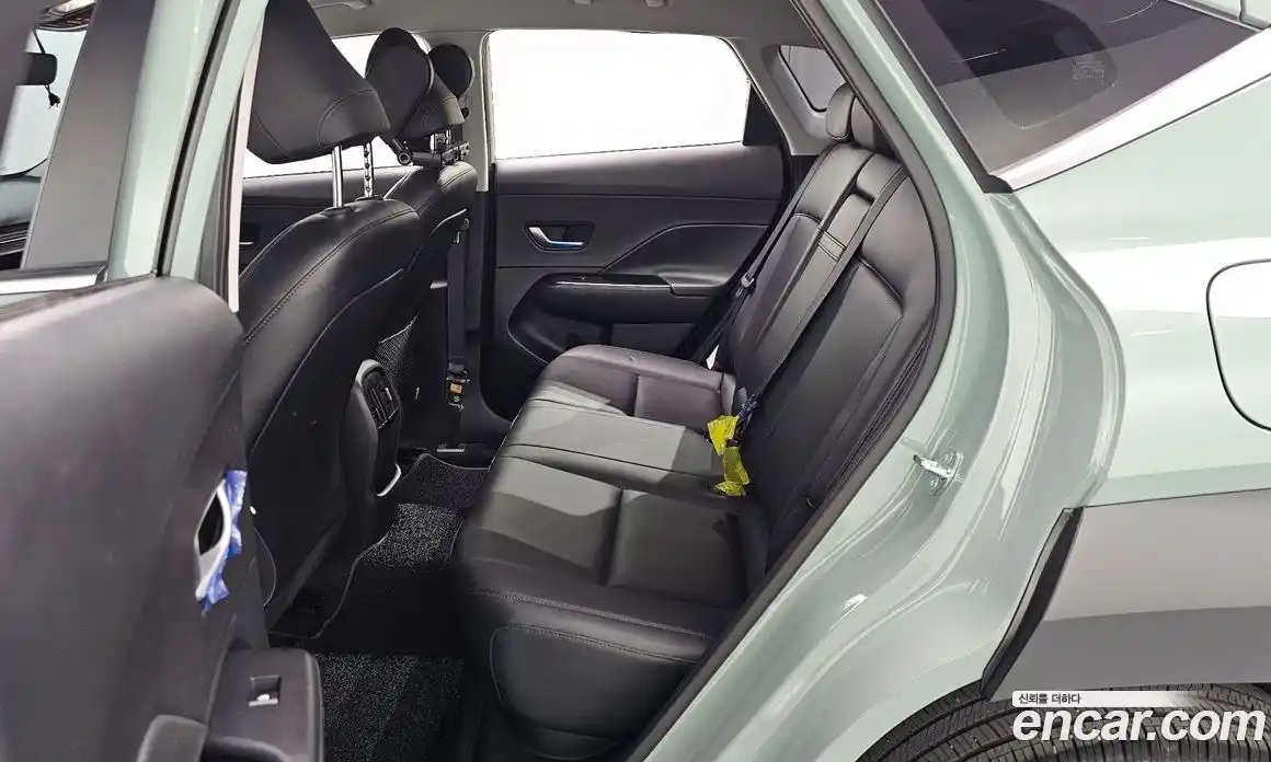 Hyundai Kona 2023 1.6 гидро, фото 12