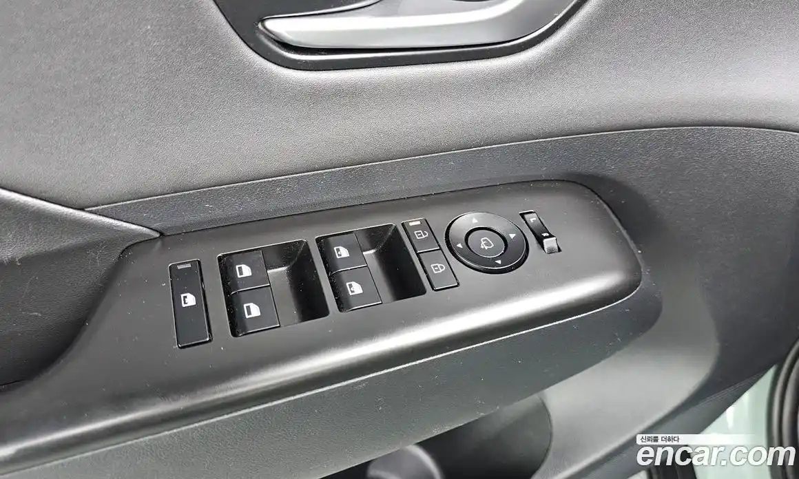 Hyundai Kona 2023 1.6 гидро, фото 18