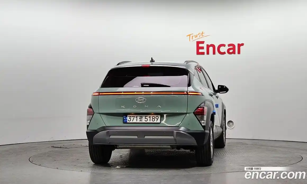 Hyundai Kona 2023 1.6 гидро, фото 4
