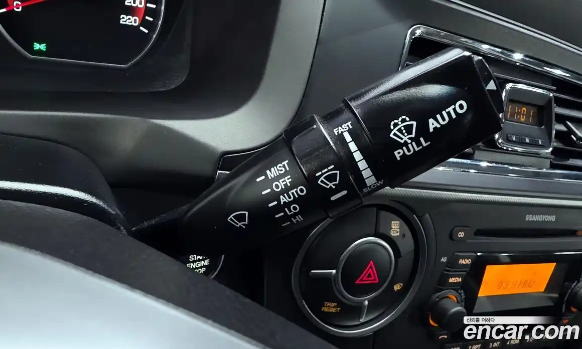 SsangYong Korando 2016 2.0 автомат (гидро), фото 16