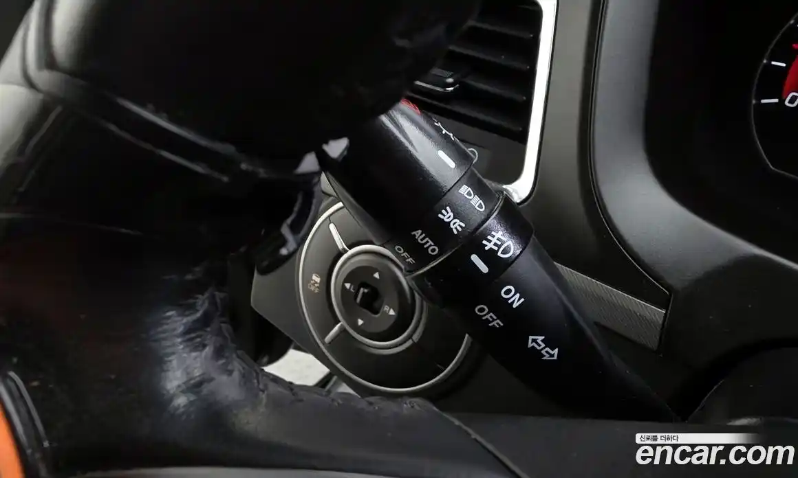SsangYong Korando 2016 2.0 автомат (гидро), фото 18