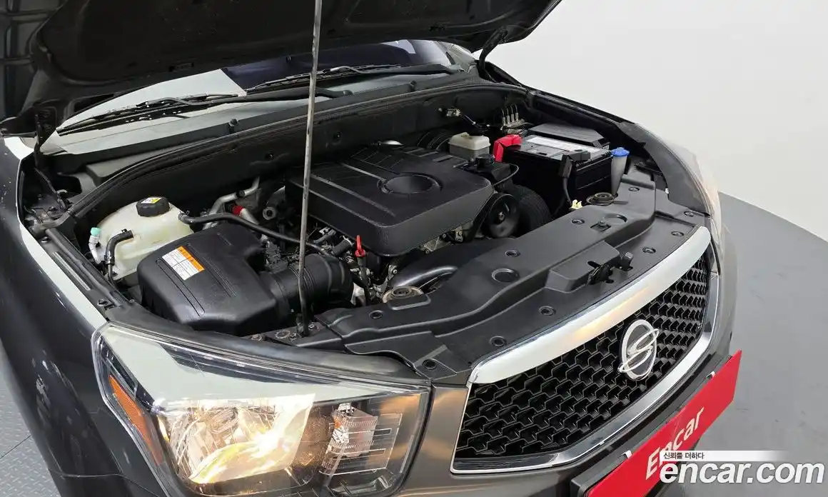 SsangYong Korando 2016 2.0 автомат (гидро), фото 6