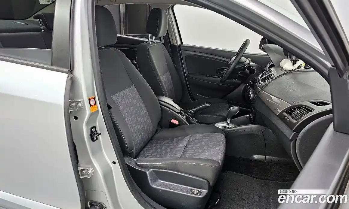 Renault SM3 2013 1.6 гидро, фото 10