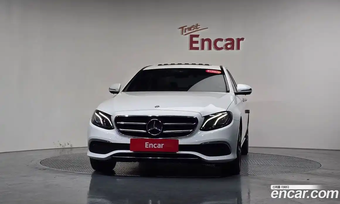 Mercedes-Benz E-Class 2019 2.0 автомат (гидро), фото 3