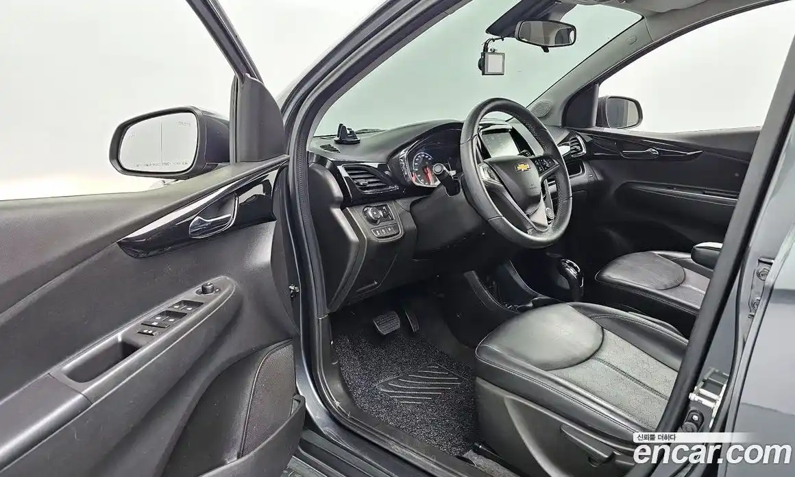 Chevrolet Spark 2017 1.0 автомат (гидро), фото 13