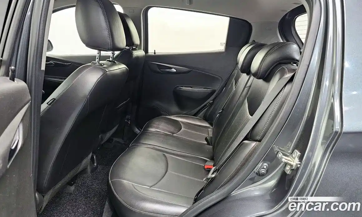 Chevrolet Spark 2017 1.0 автомат (гидро), фото 18