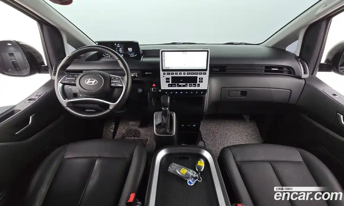 Hyundai Staria 2024 3.5 гидро, фото 7