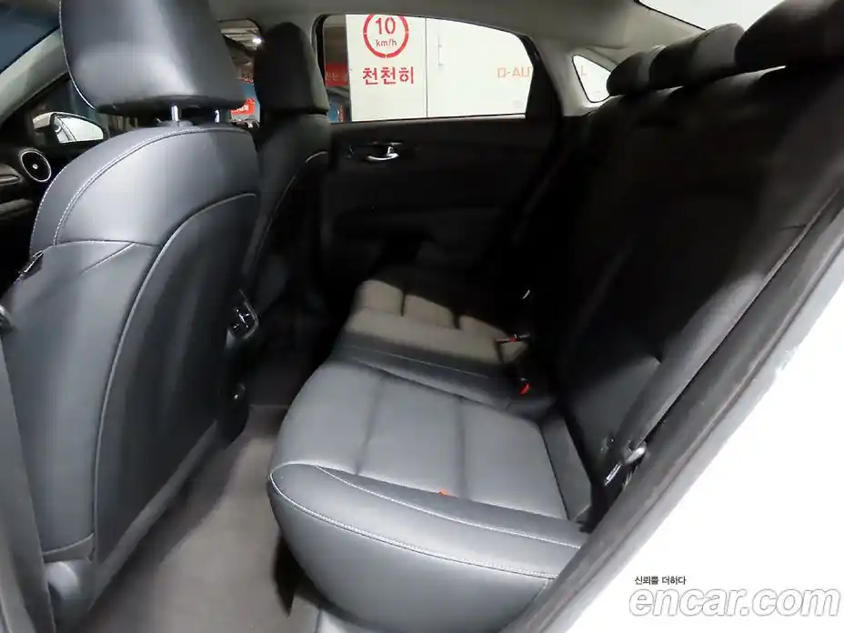 Kia K3 2022 1.6 автомат (гидро), фото 7