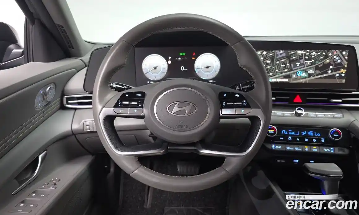 Hyundai Avante 2025 1.6 гидро, фото 17