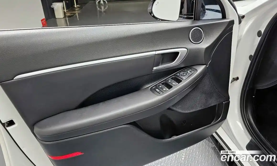 Hyundai Sonata 2022 2.0 автомат (гидро), фото 14