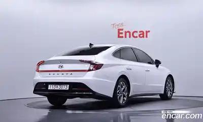 Hyundai Sonata 2022 2.0 автомат (гидро), миниатюра 2