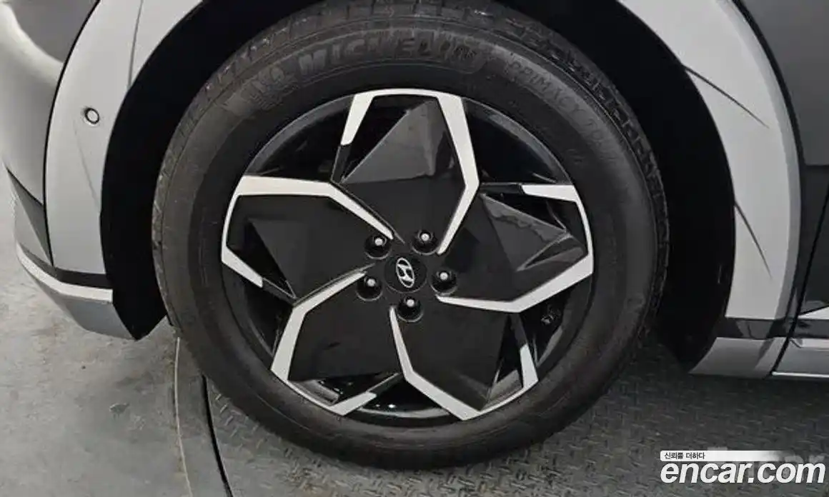 Hyundai Ioniq 5 2023 0.1 автомат (гидро), фото 19
