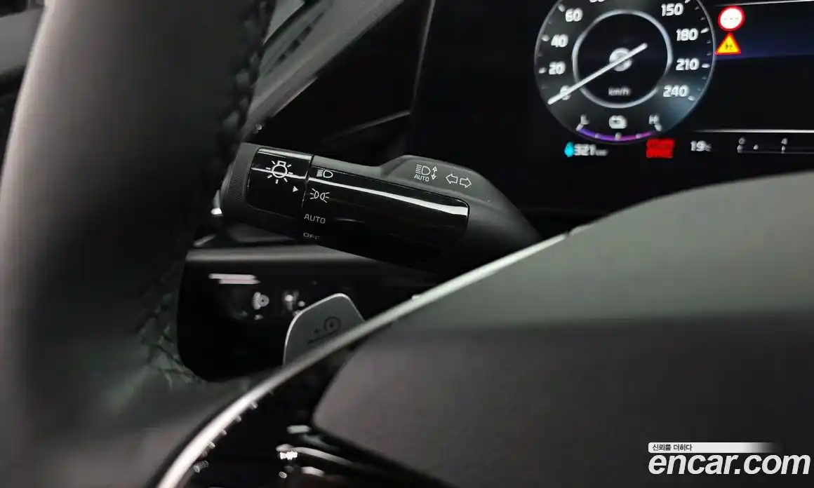Kia Niro 2023 0.2 автомат (гидро), фото 30