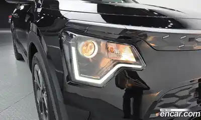 Kia Niro 2023 0.2 автомат (гидро), миниатюра 8